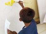 Gambar Anak Menggambar-20